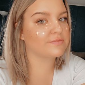 Meet your Posher, Kesty